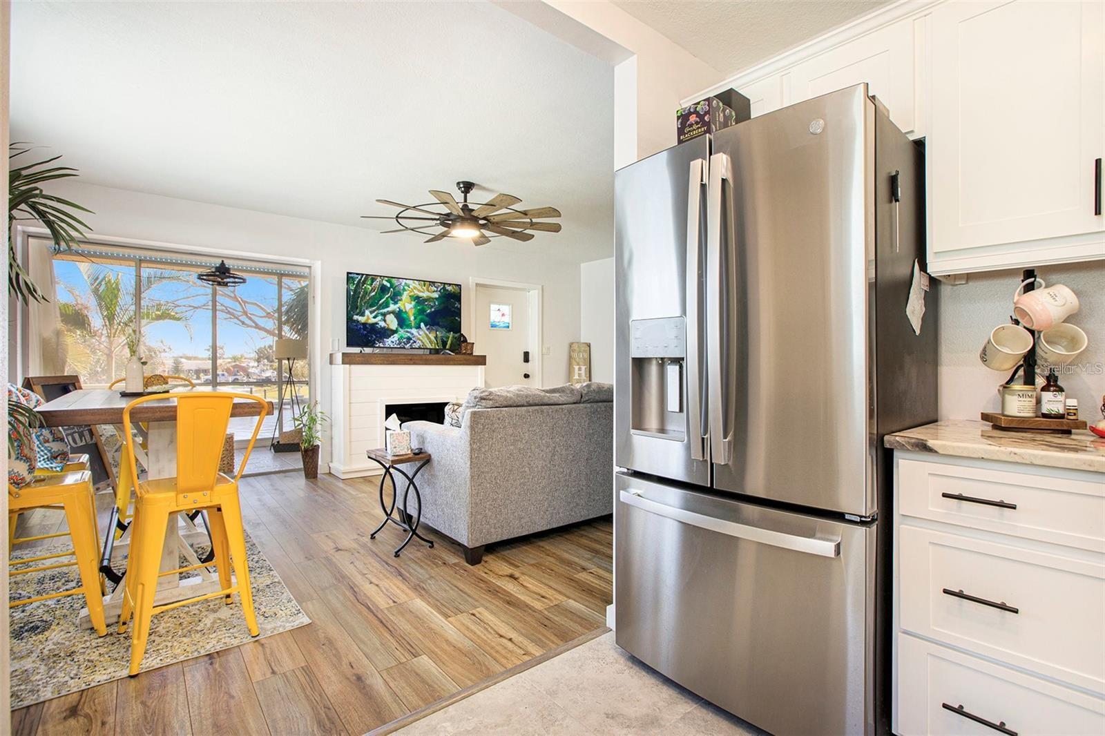 10215 Manatee Avenue, FL