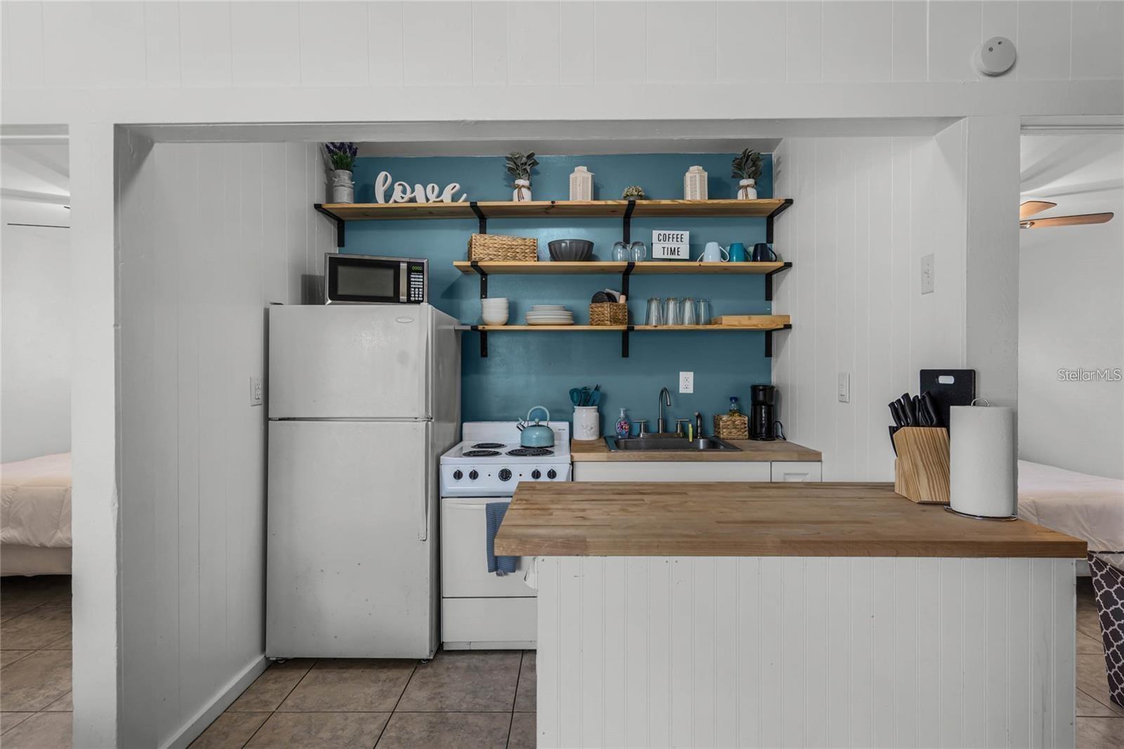 11403 & 11405 Alligator Street, FL