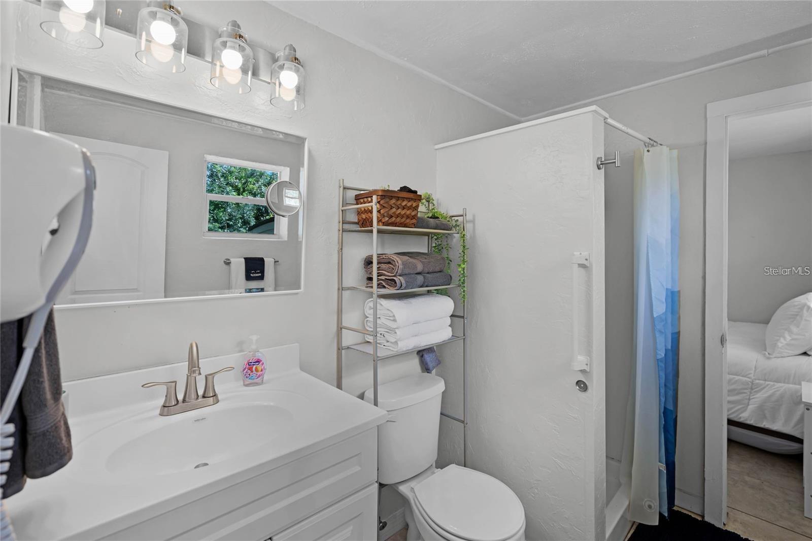 11403 & 11405 Alligator Street, FL