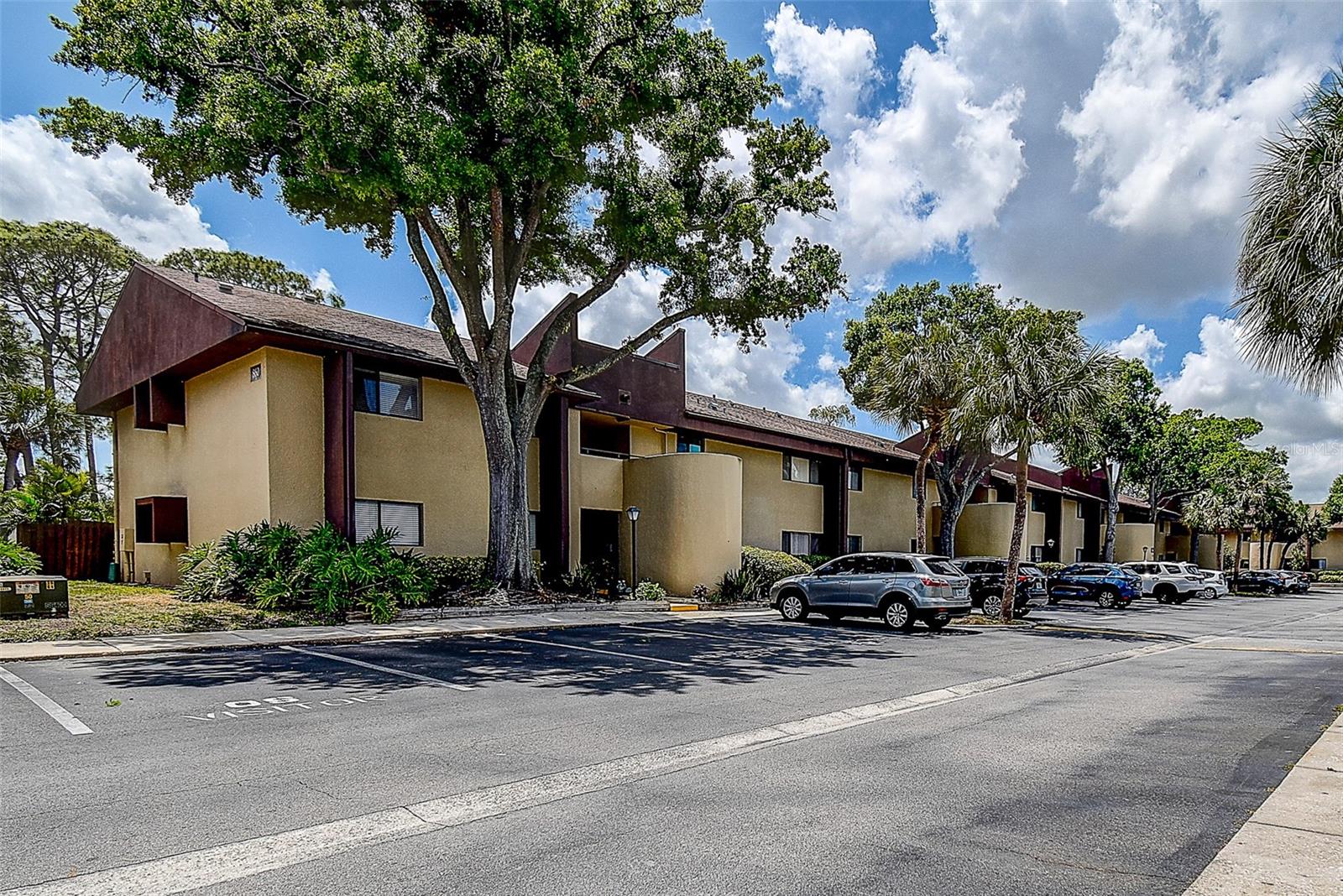 860 Village Drive, FL
