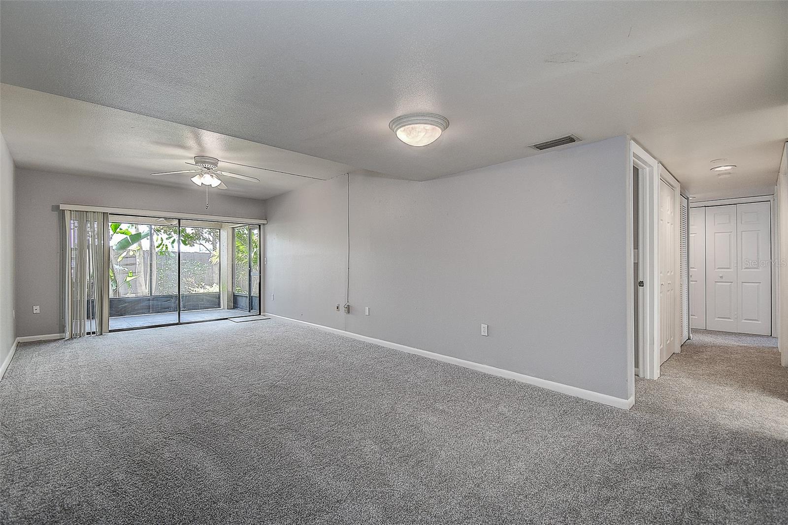 860 Village Drive, FL