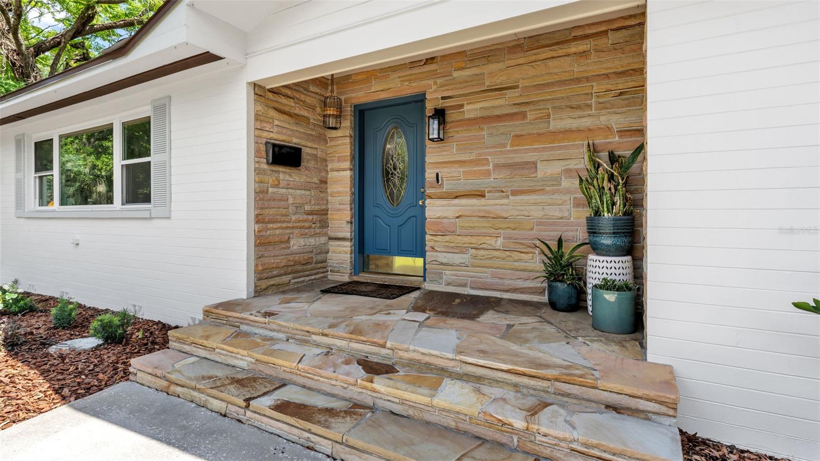 208 Prado Place, FL