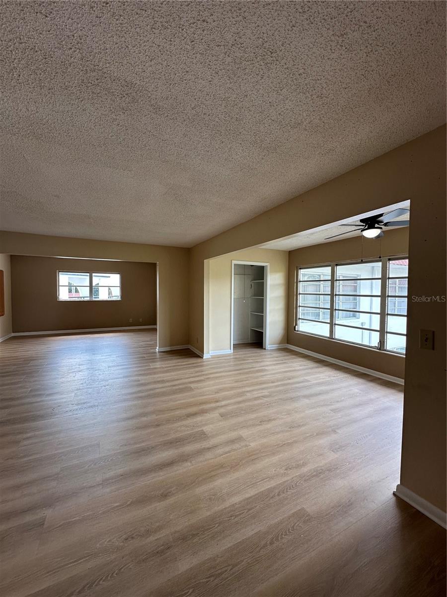 100 El Camino Drive, FL