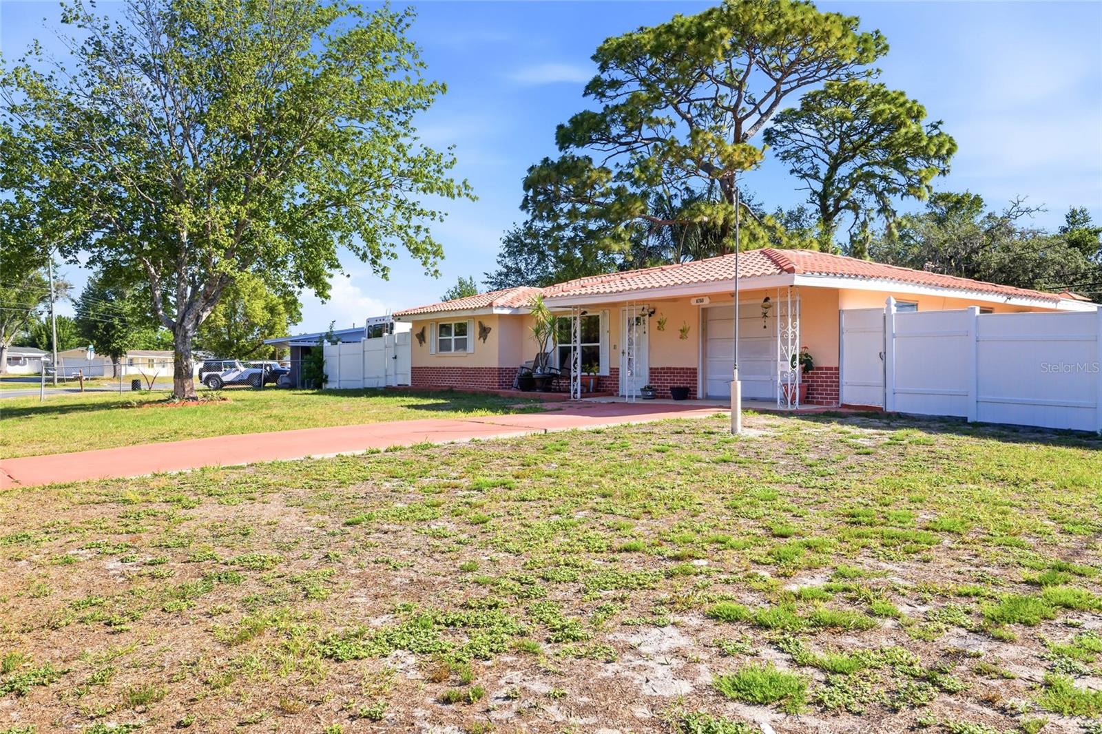 6760 Runnel Drive, FL