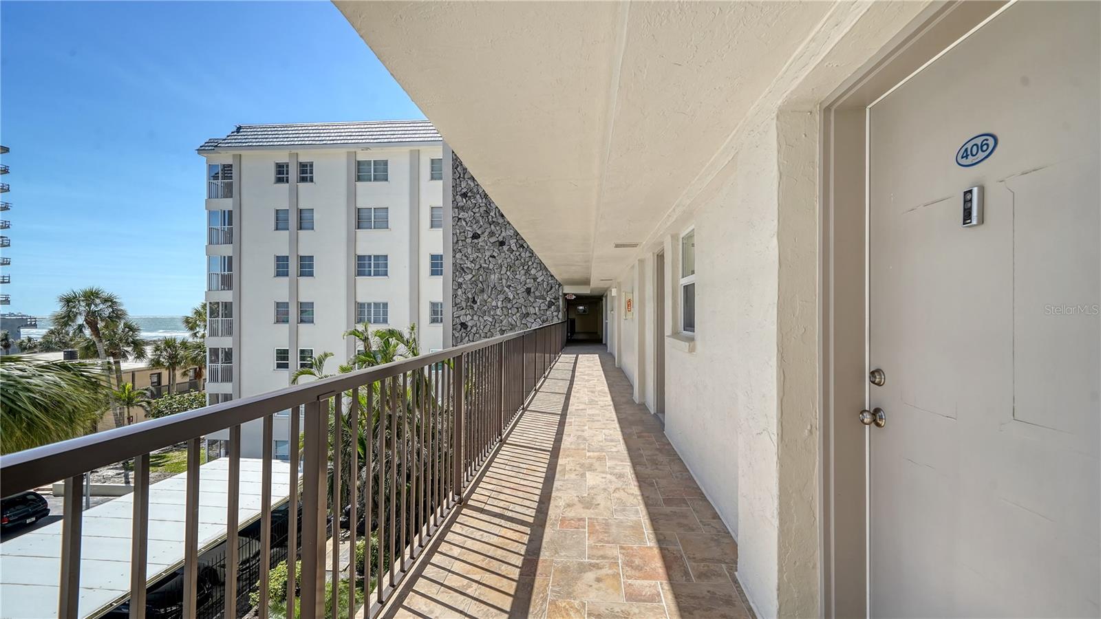800 Benjamin Franklin Drive, FL