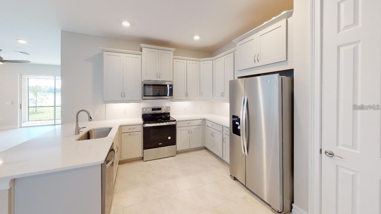 127 Ibiza Loop, FL