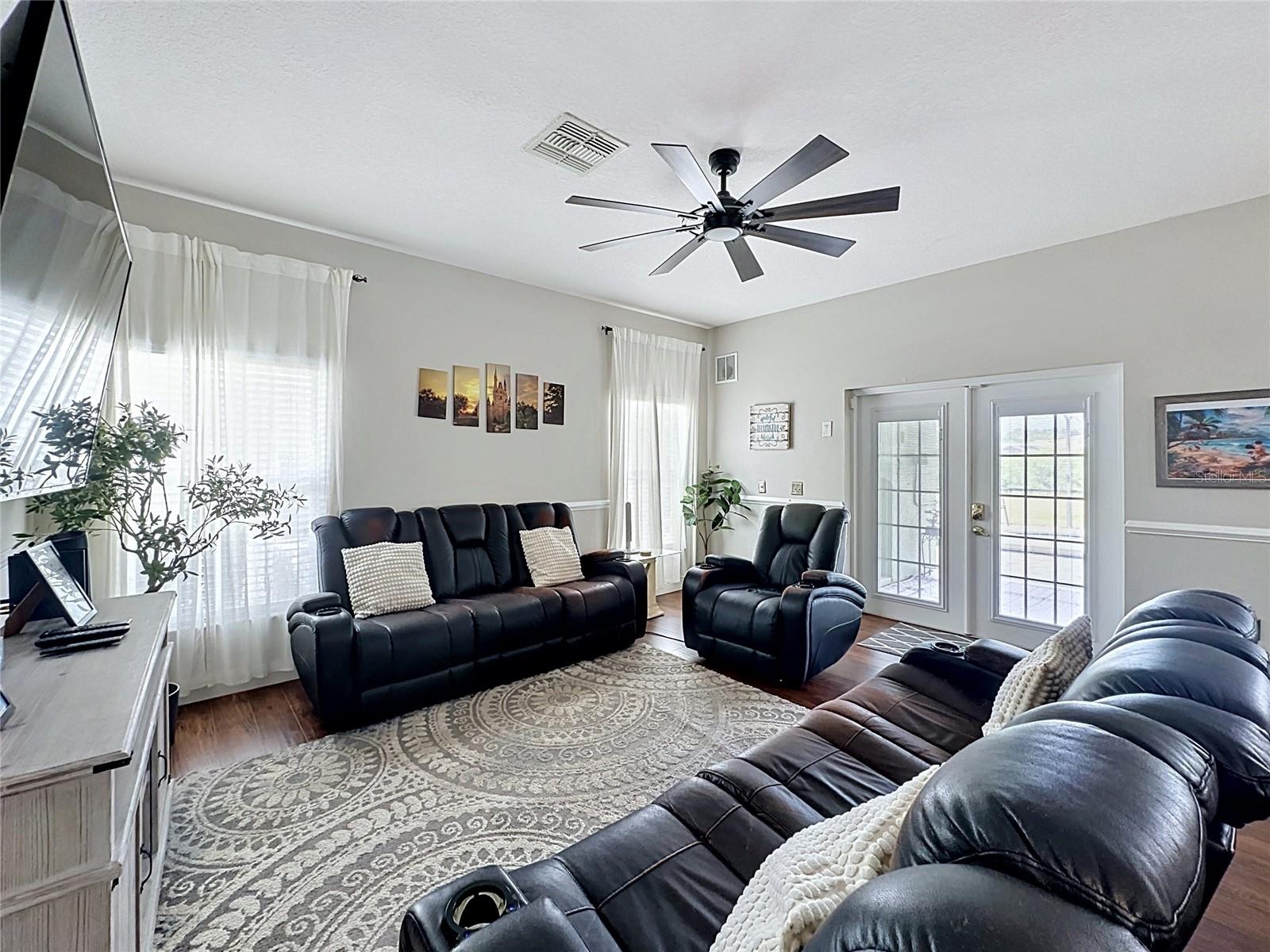 735 Kildrummy Drive, FL