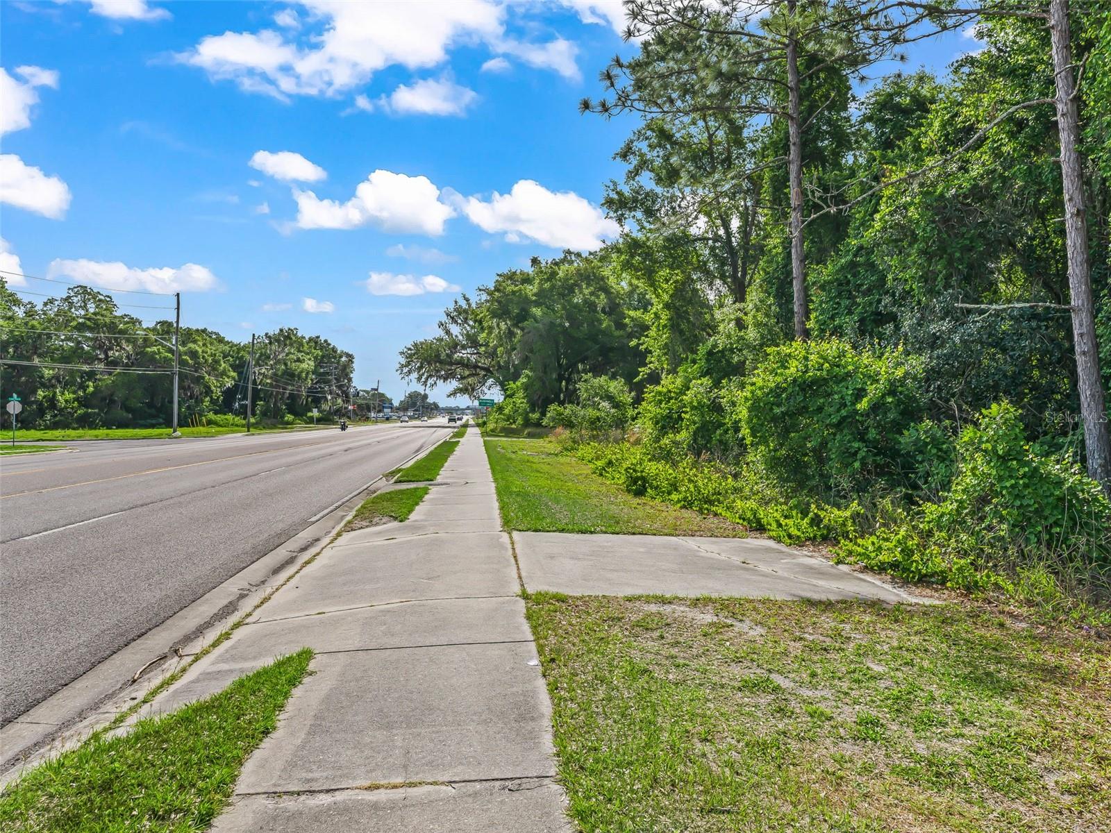 2823 C 48, FL