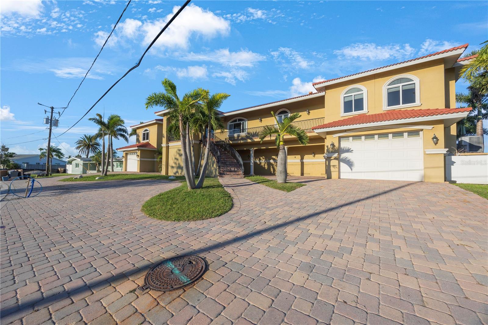 736 Pruitt Drive, FL
