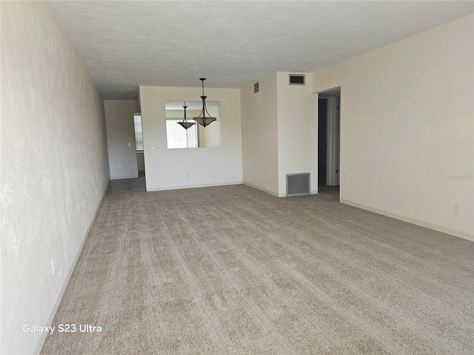 2454 Australia Way, FL