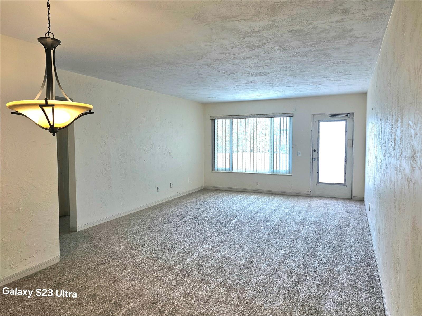 2454 Australia Way, FL