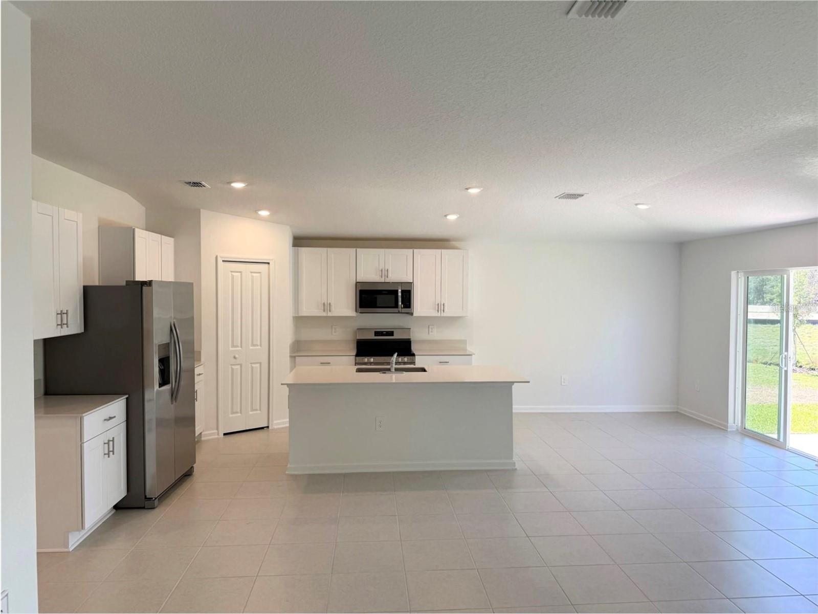 5300 Dagenham Drive, FL
