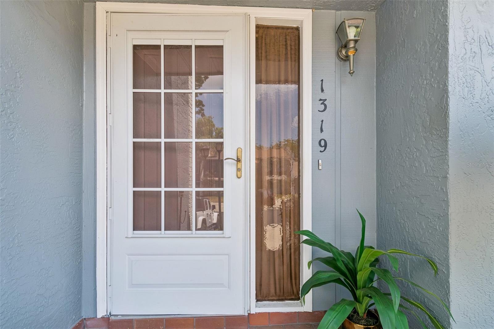 1319 Abbey Crescent Lane, FL