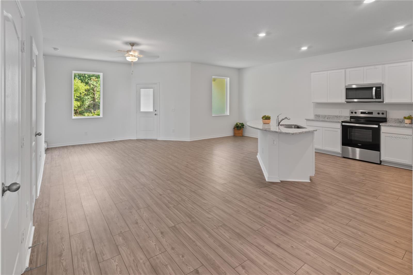 567 Bay Leaf Drive, FL