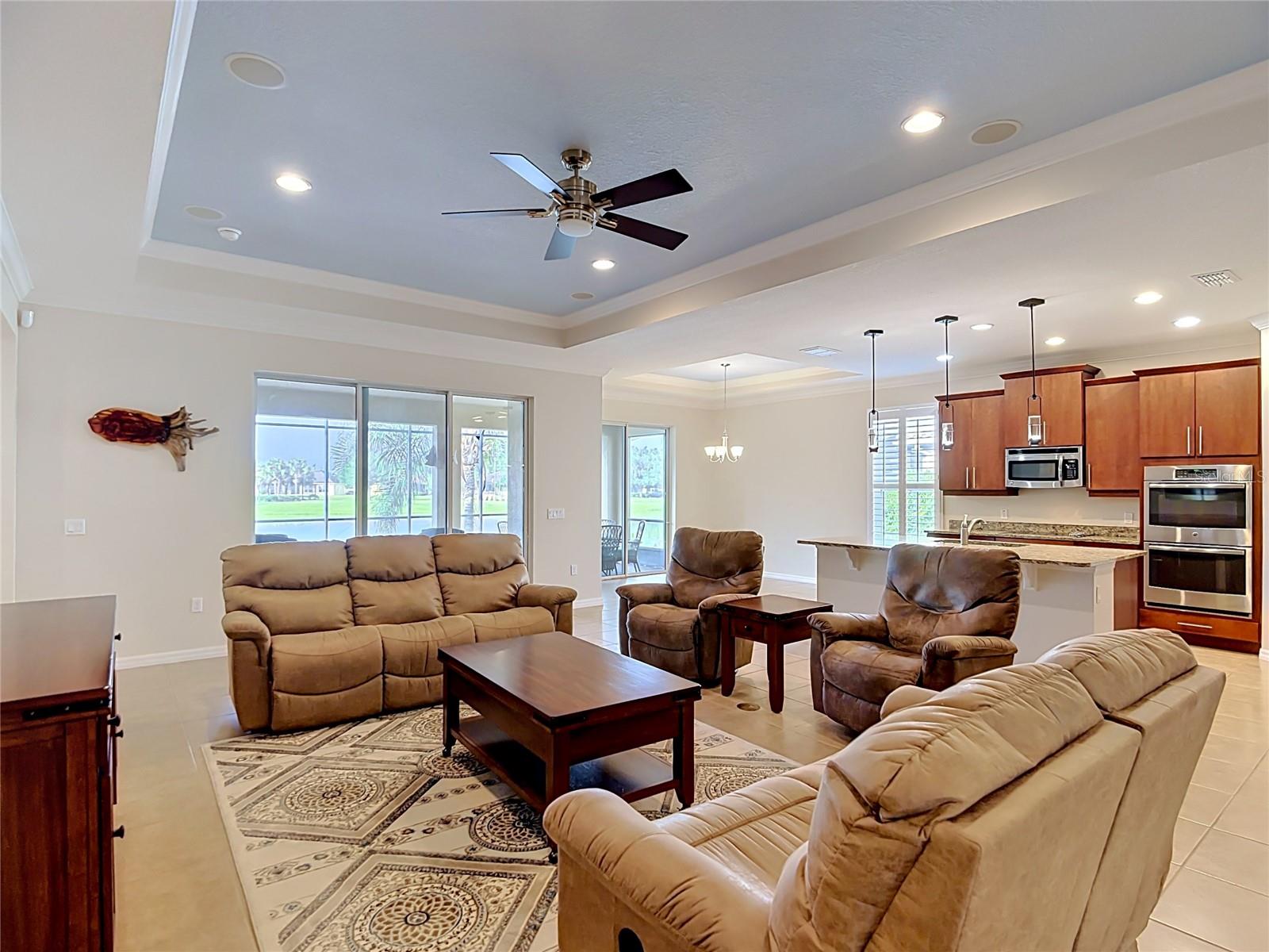 686 Irvine Ranch Rd, FL