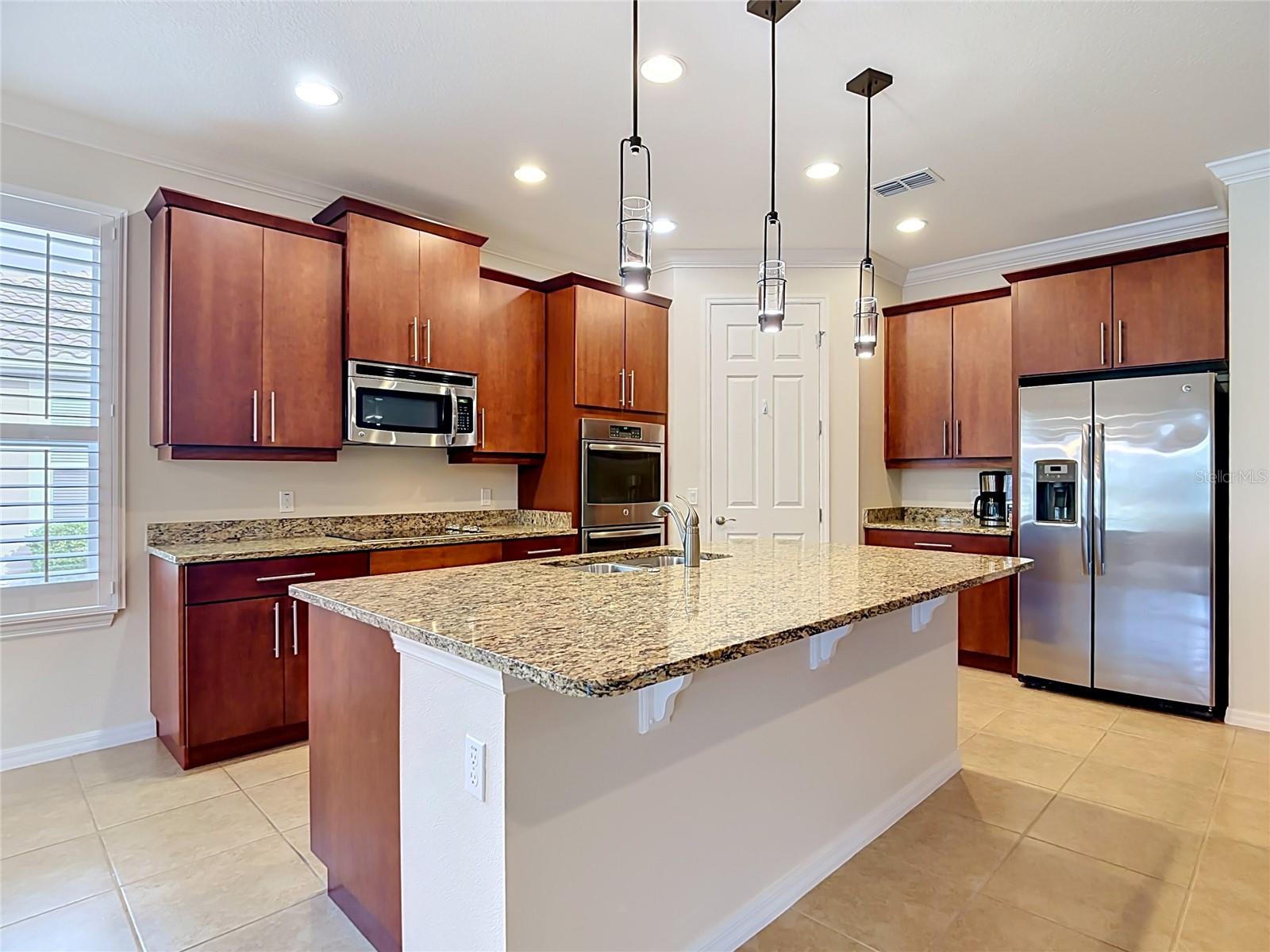 686 Irvine Ranch Rd, FL