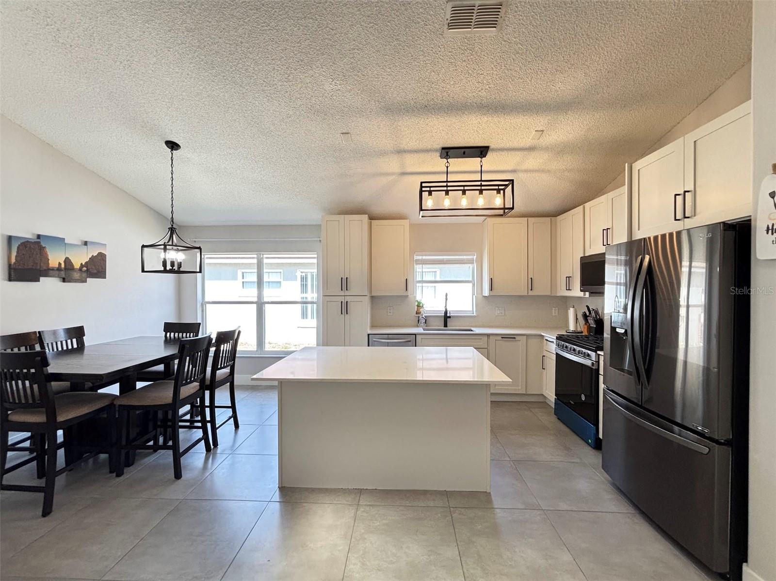 2521 Oneida Loop, FL