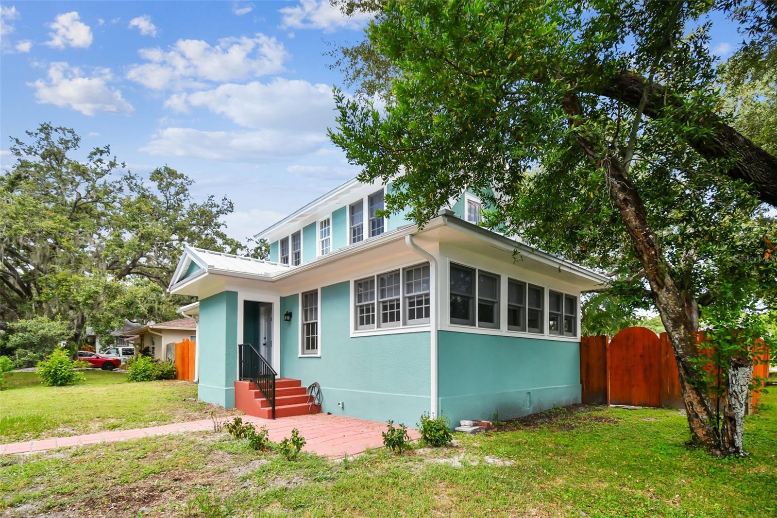 DUNEDIN, FL