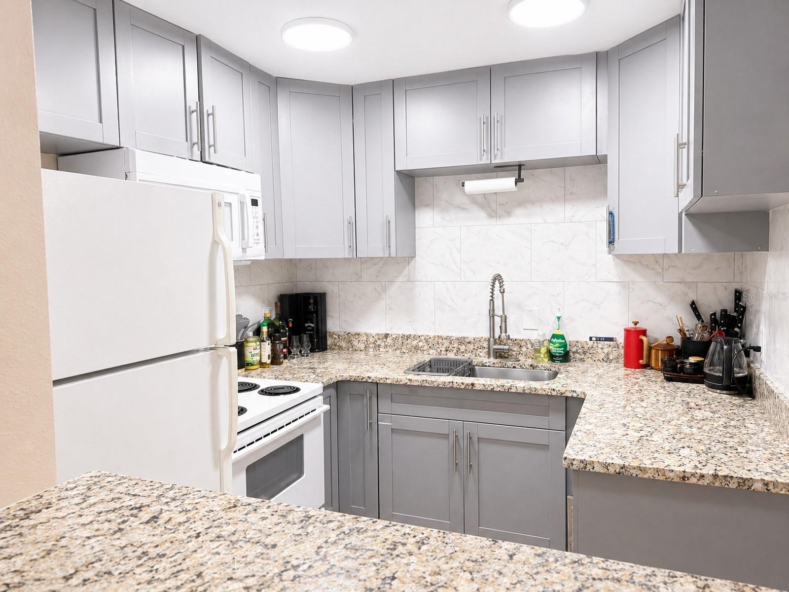 1320 Moreland Drive, FL