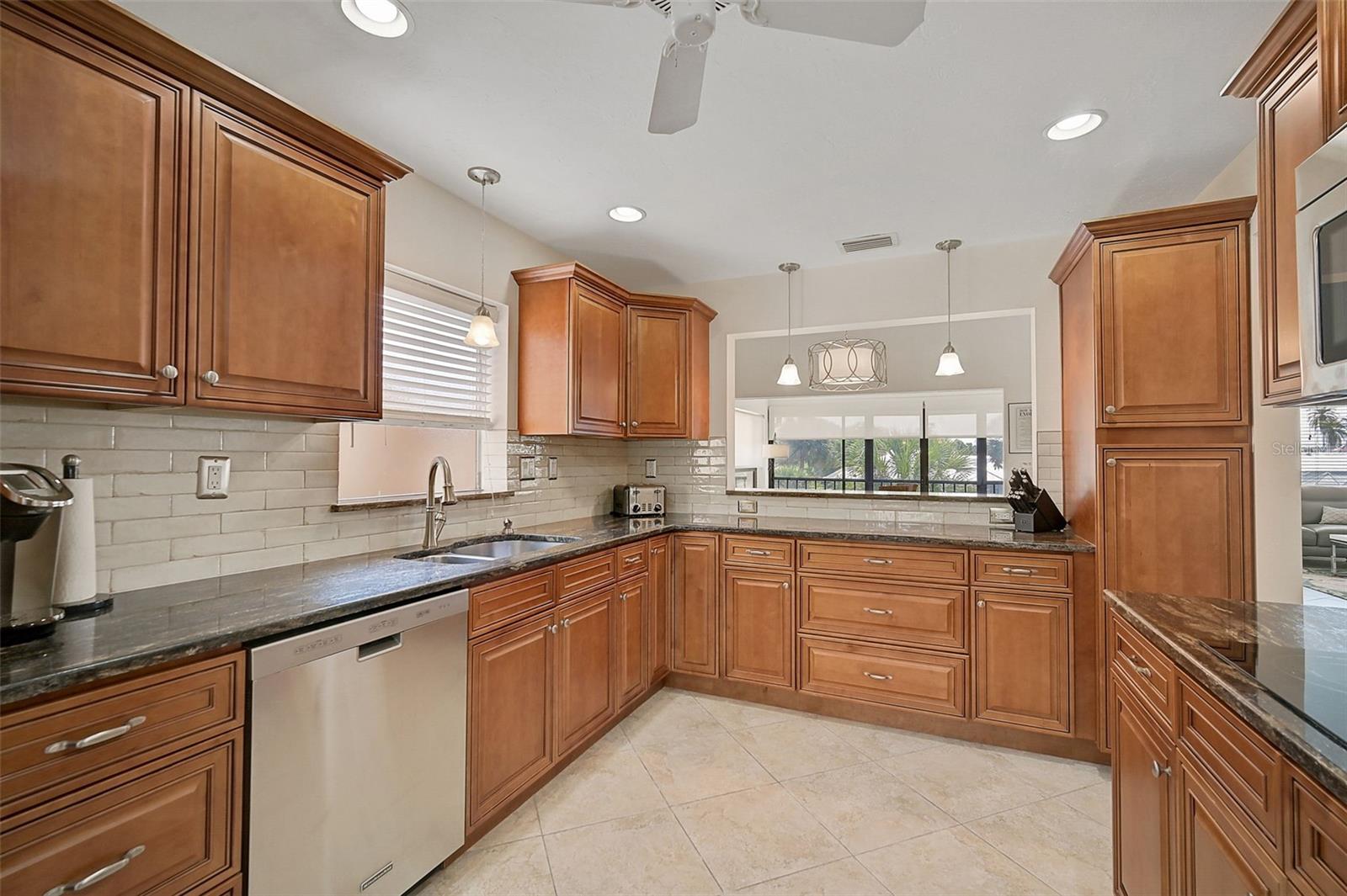 6660 Schooner Bay Circle, FL