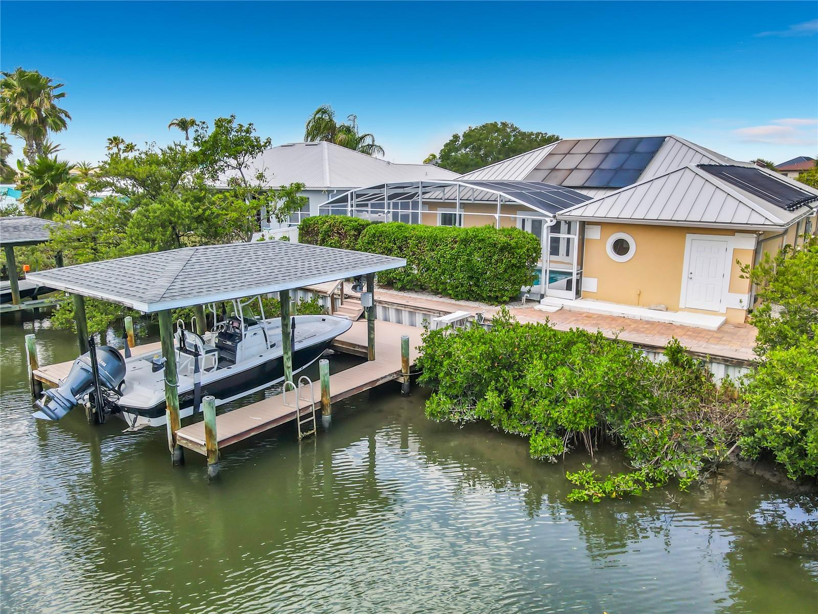 21 Richmond Dr, FL