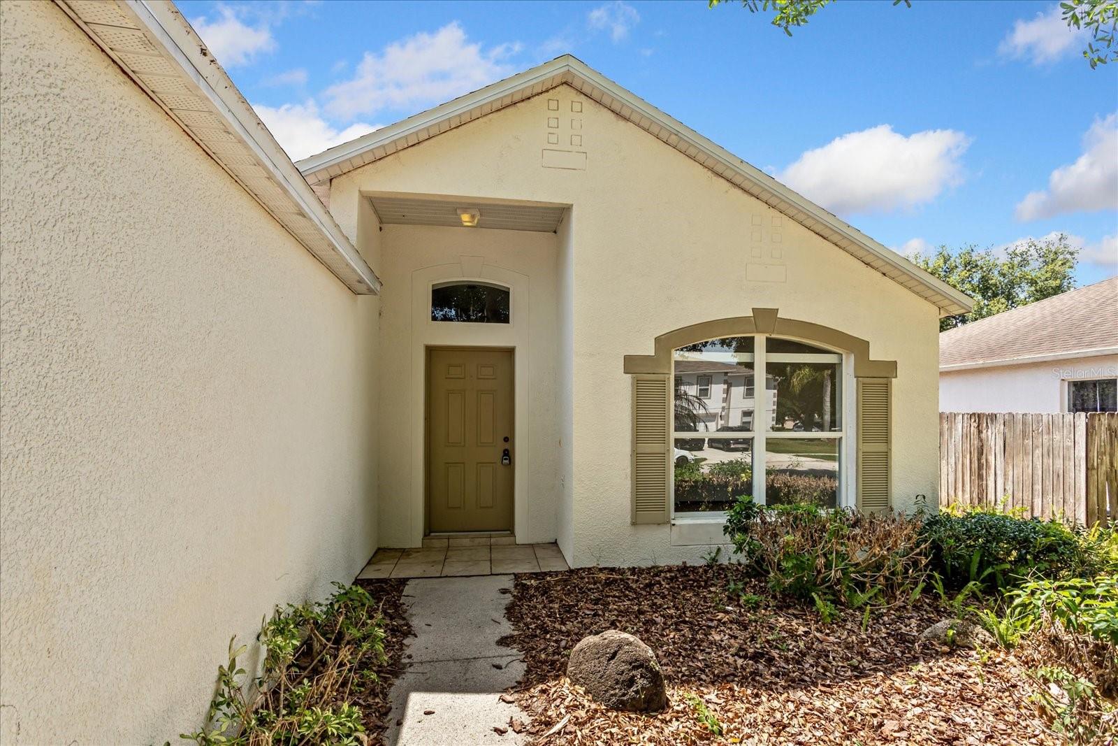 118 Royalty Circle, FL