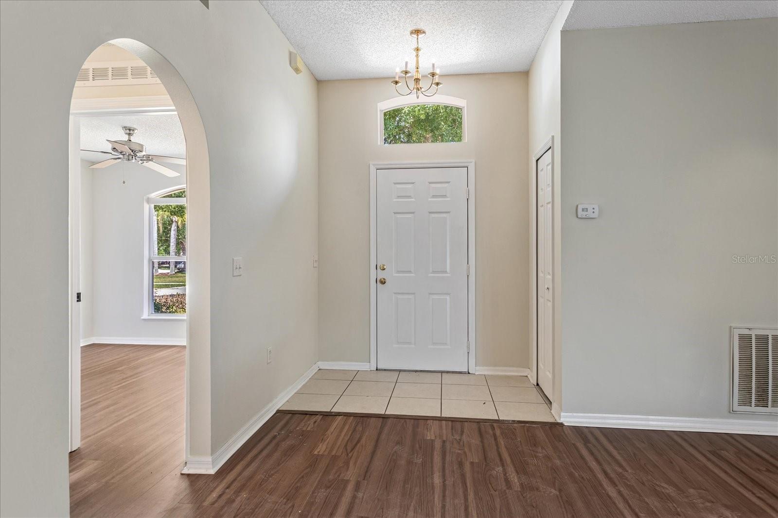 118 Royalty Circle, FL