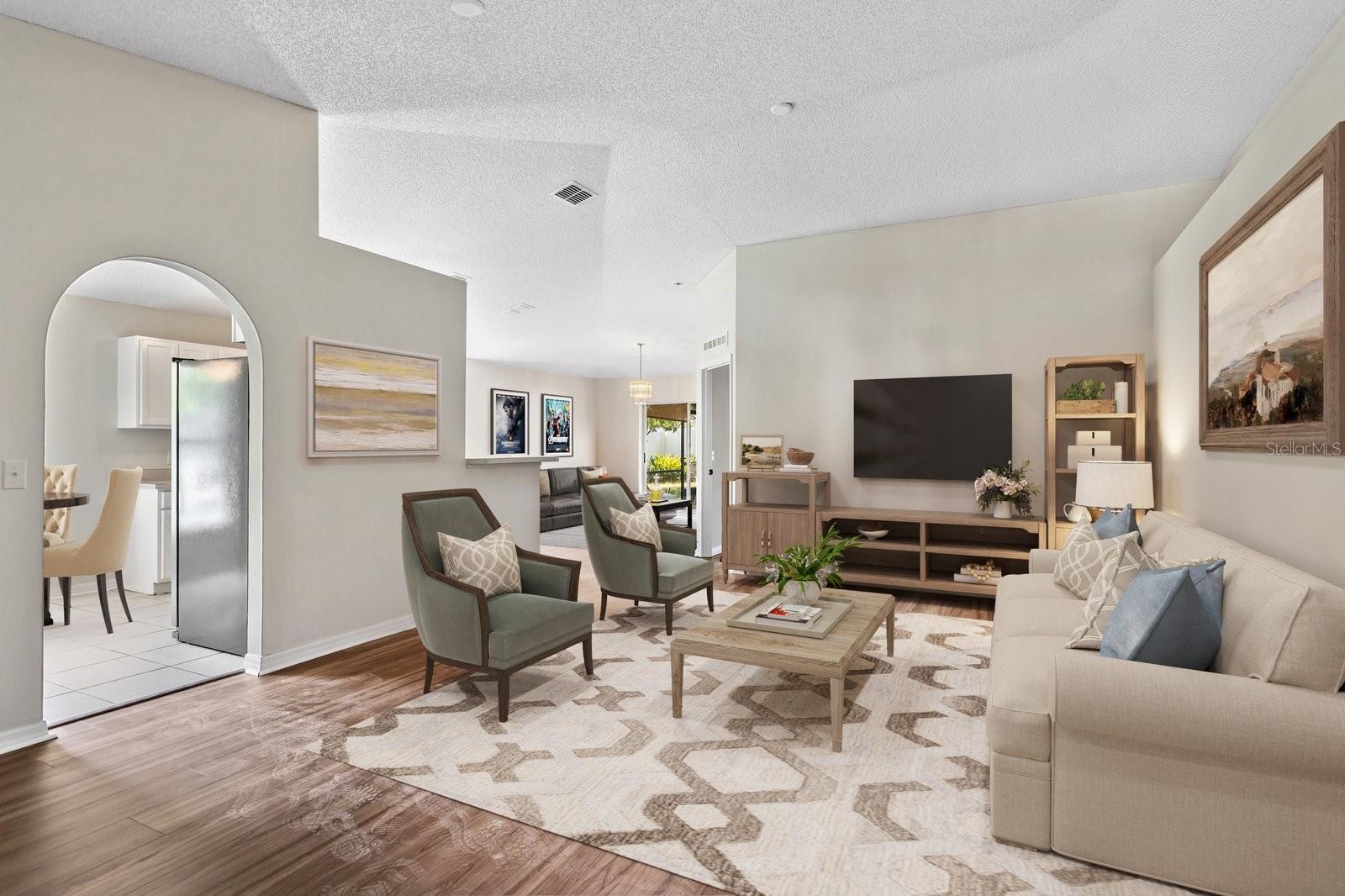 118 Royalty Circle, FL