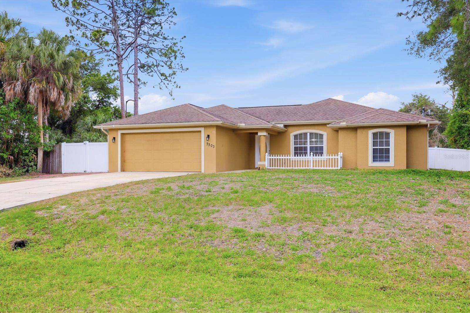 3303 Sawmill Avenue, FL