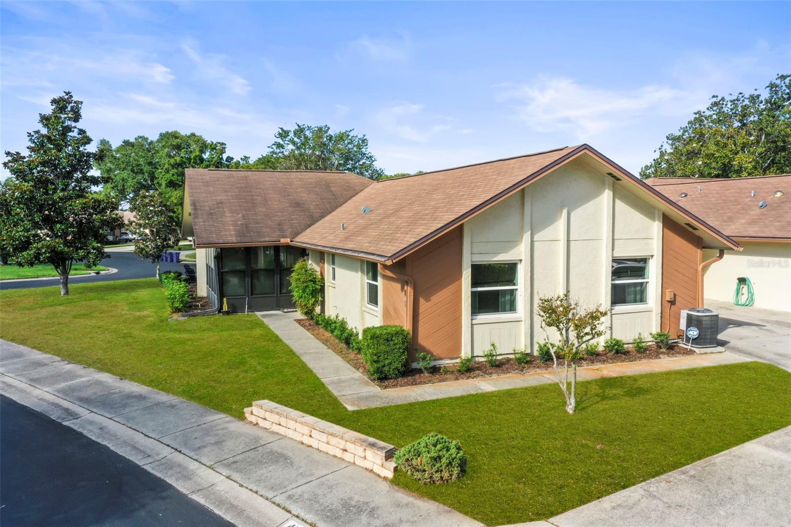 400 Stirling Terrace, FL