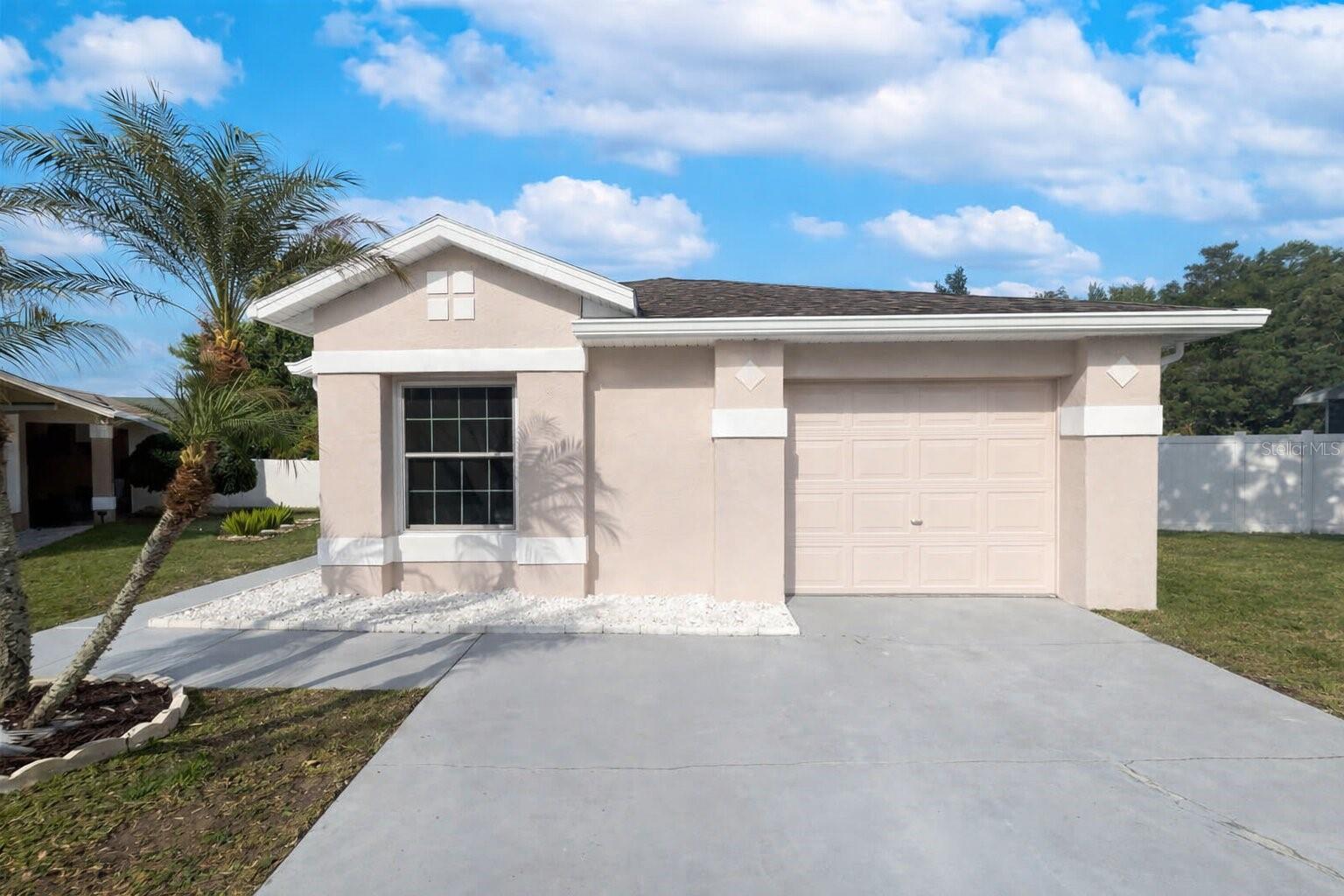 255 Coralwood Court, FL