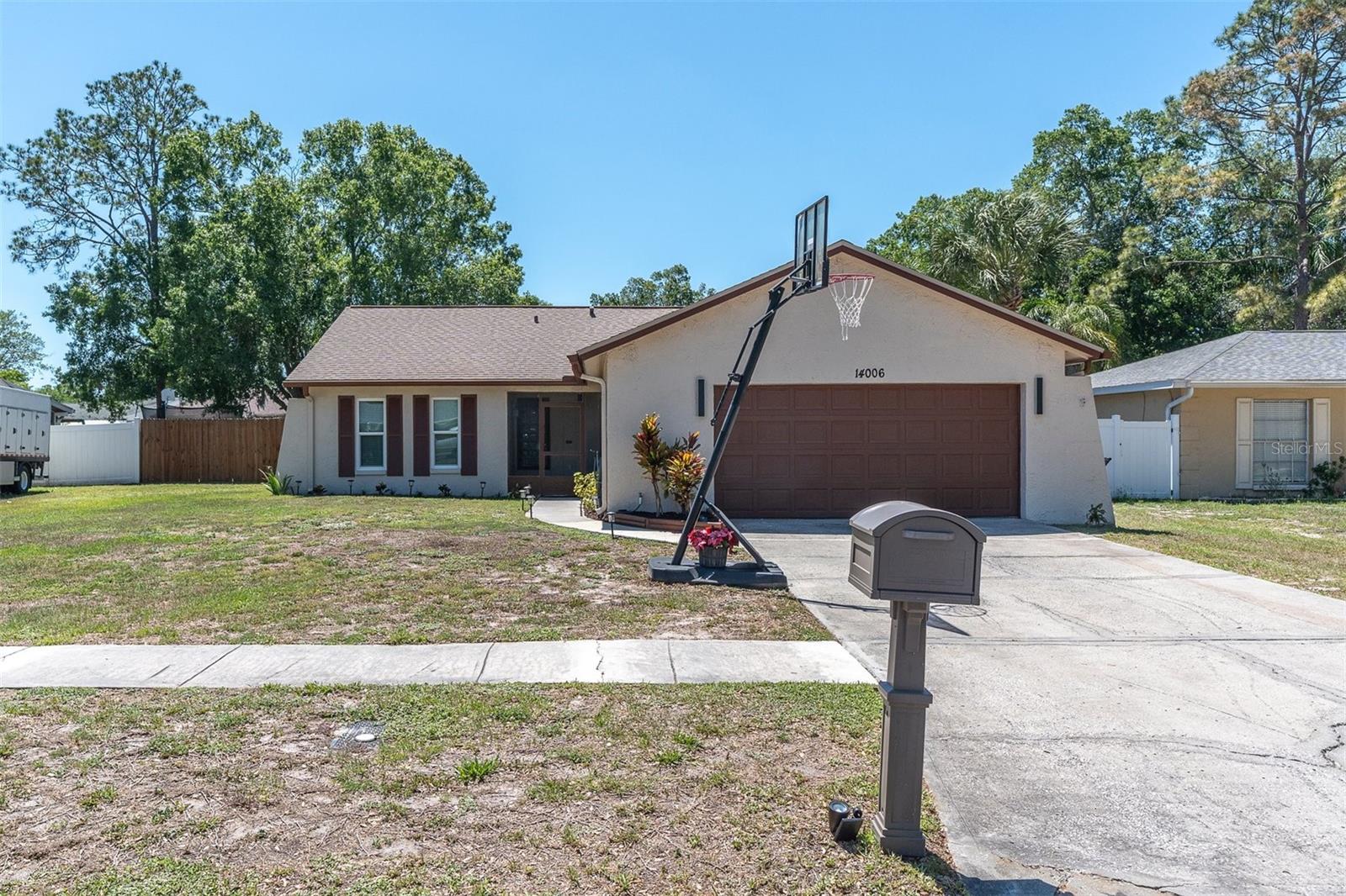 14006 Cascade Lane, FL