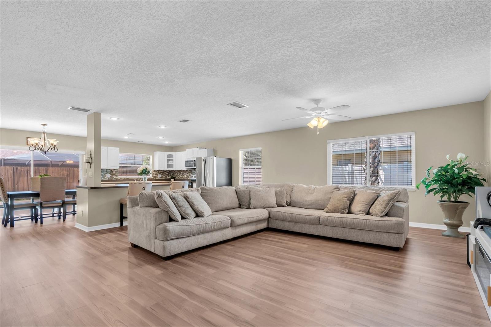 14006 Cascade Lane, FL