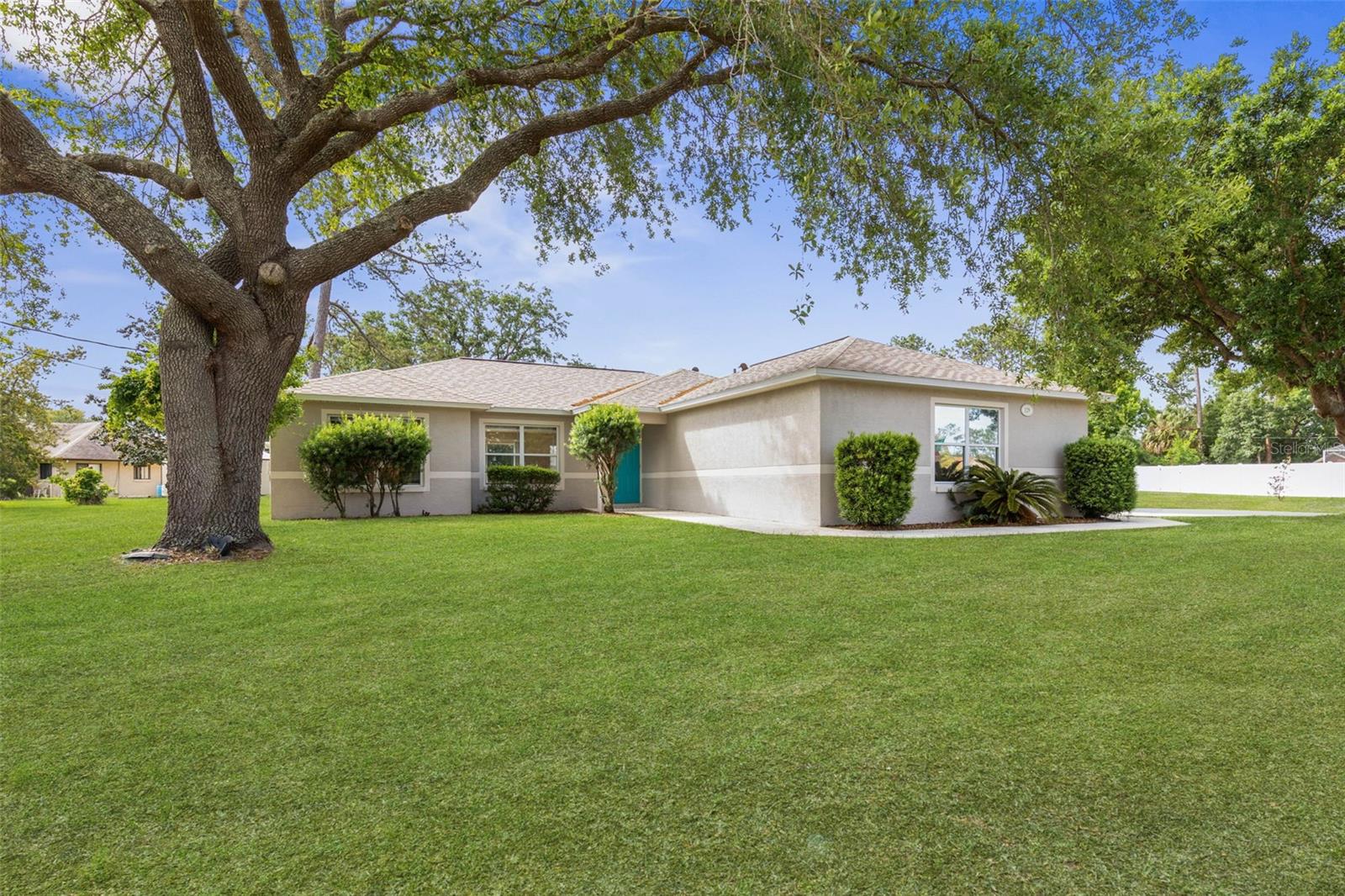 129 Bayside Drive, FL