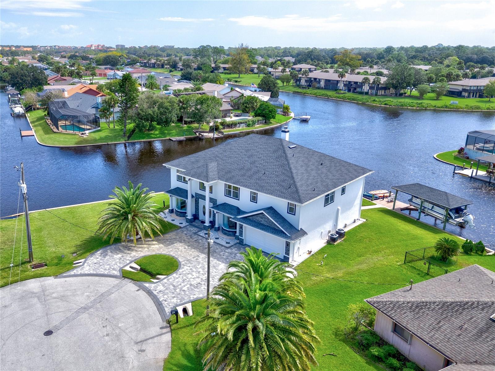 16 Florence Court, FL