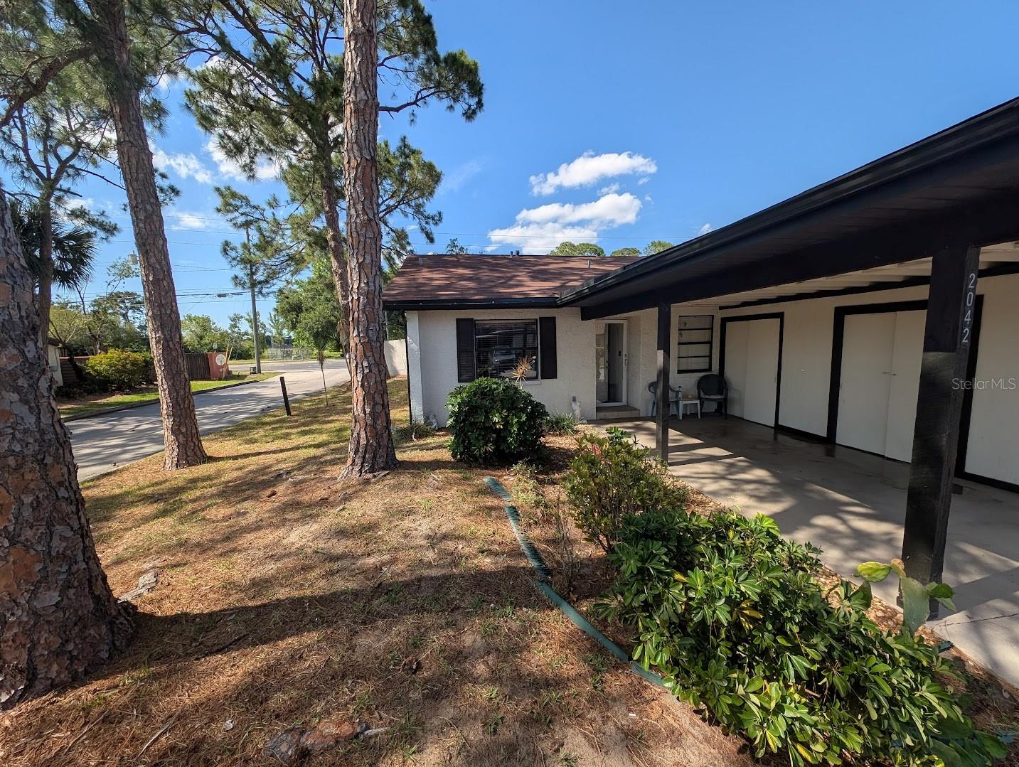 2042 Sunset Grove Lane, FL