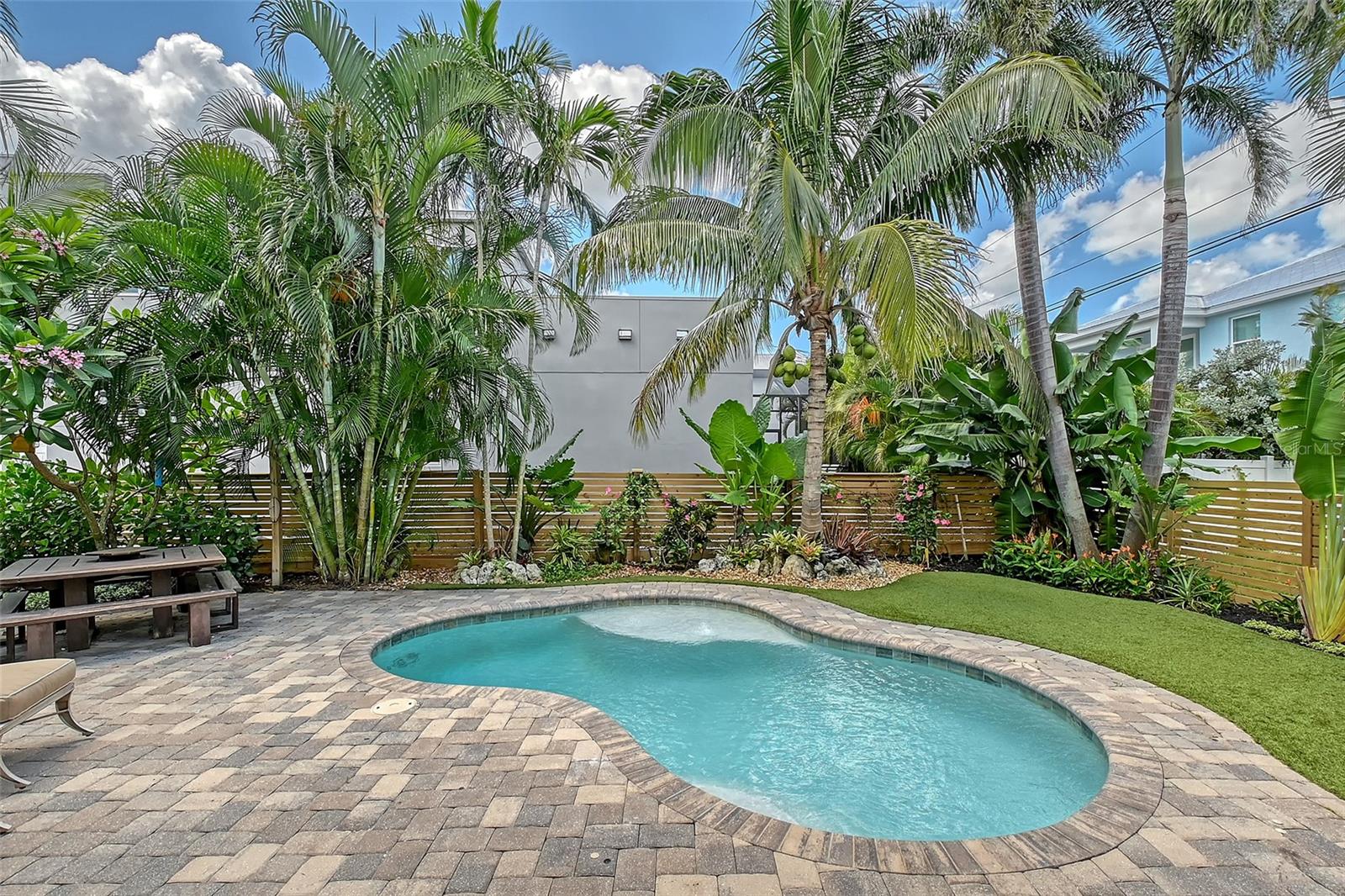 1738 Siesta Drive, FL