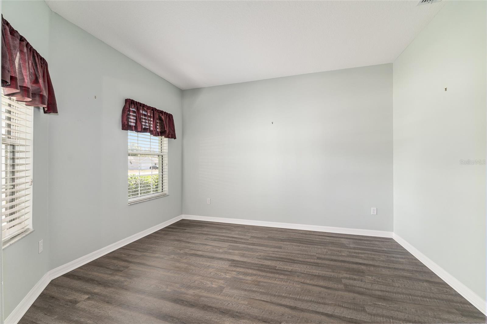 5330 Pecan Rd, FL