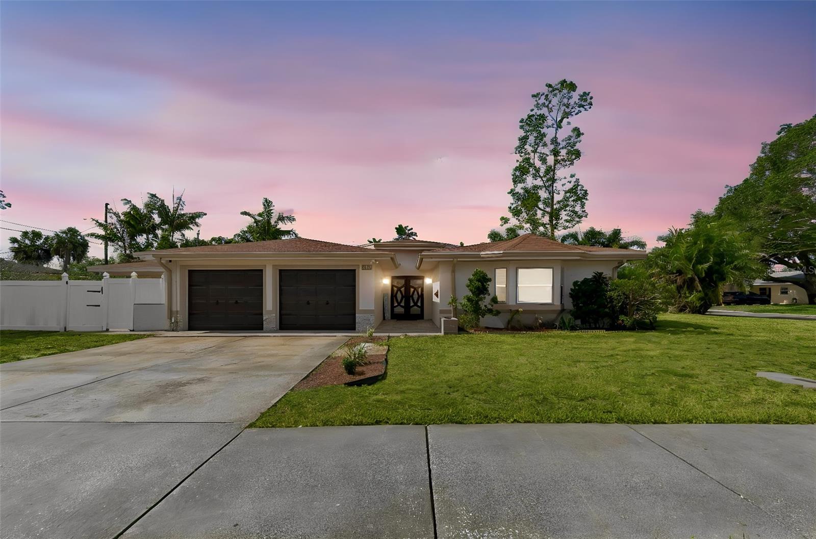 2790 Pinellas Point Drive, FL