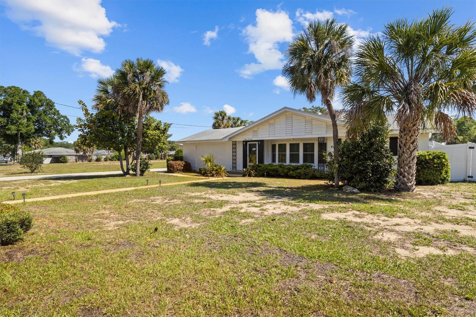 1117 Lakeshore Boulevard, FL