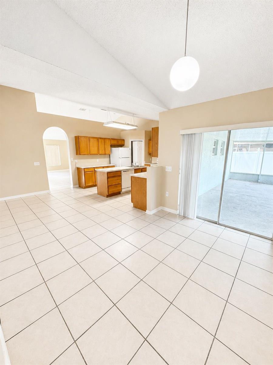 502 Woodland Creek Boulevard, FL