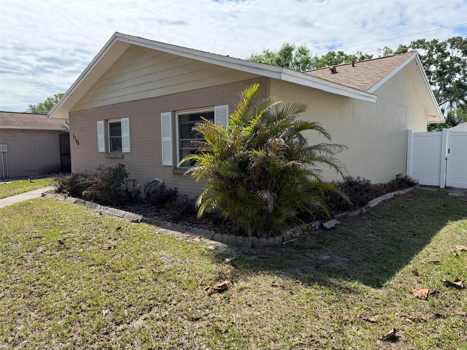 5108 Lesher Court, FL
