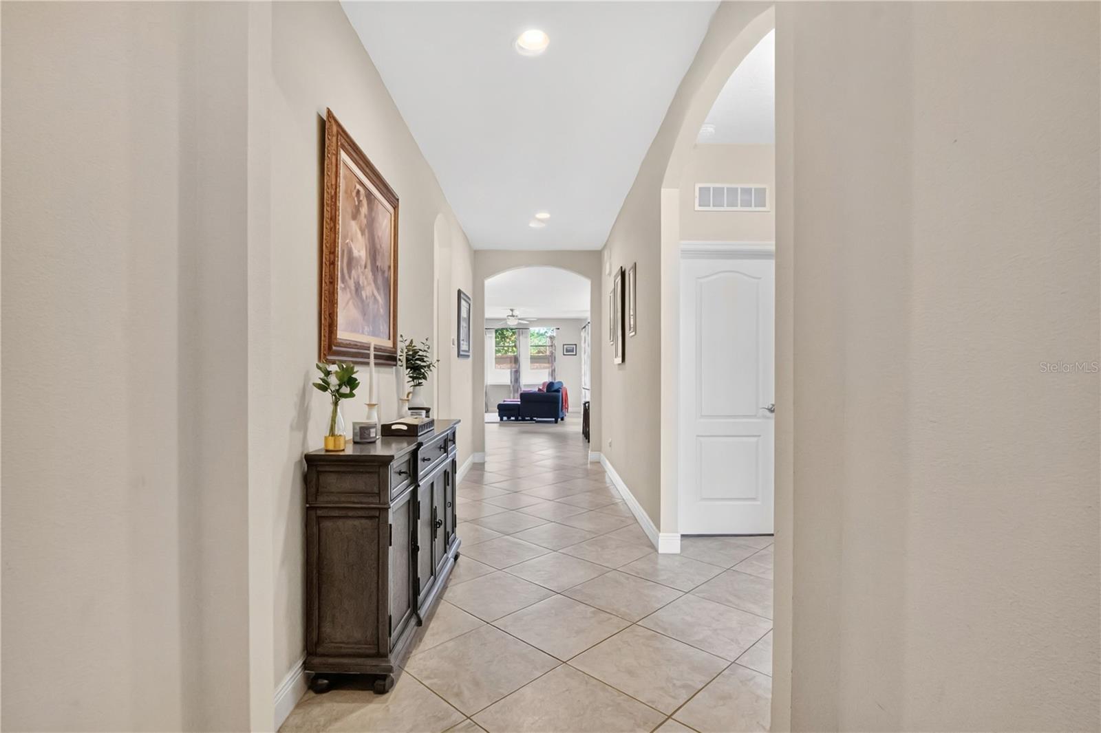 850 Bucklebury Loop, FL