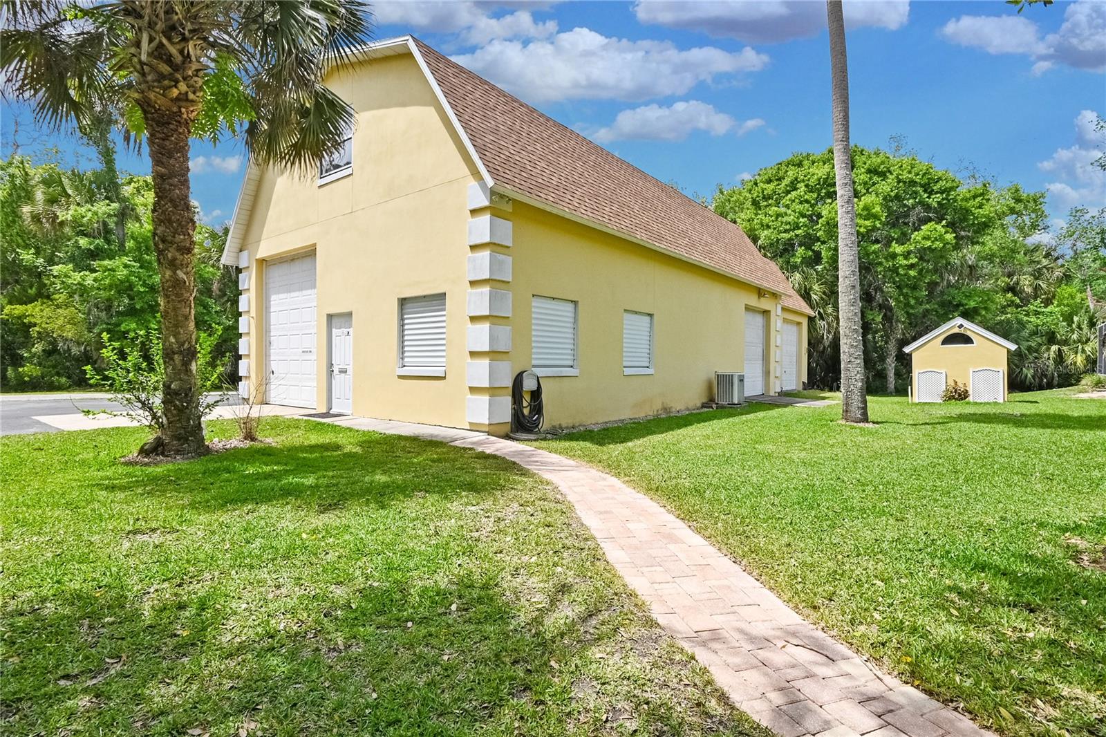1711 Hideaway Forest Trail, FL