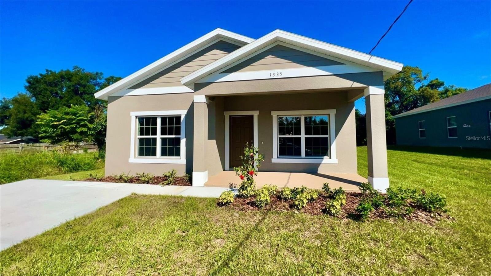 1335 Walnut Street, FL
