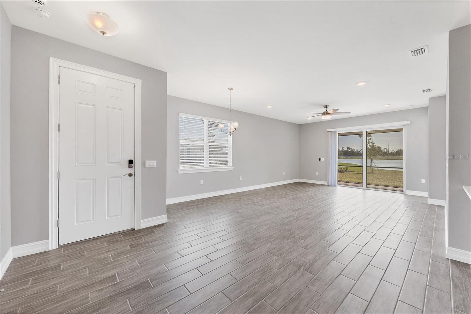 111 Ibiza Loop, FL