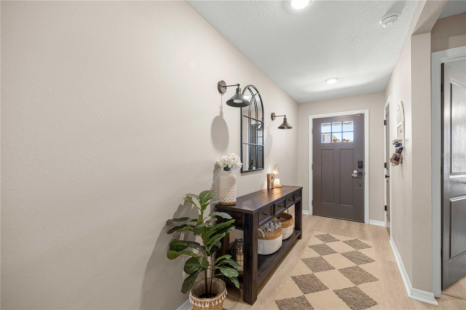 6801 3rd Loop, FL