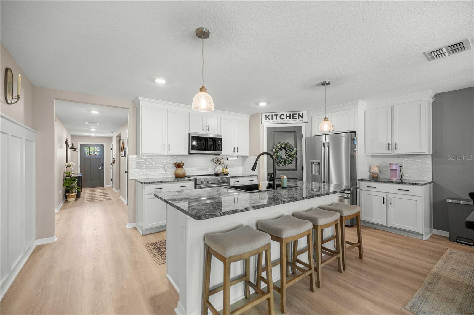 6801 3rd Loop, FL