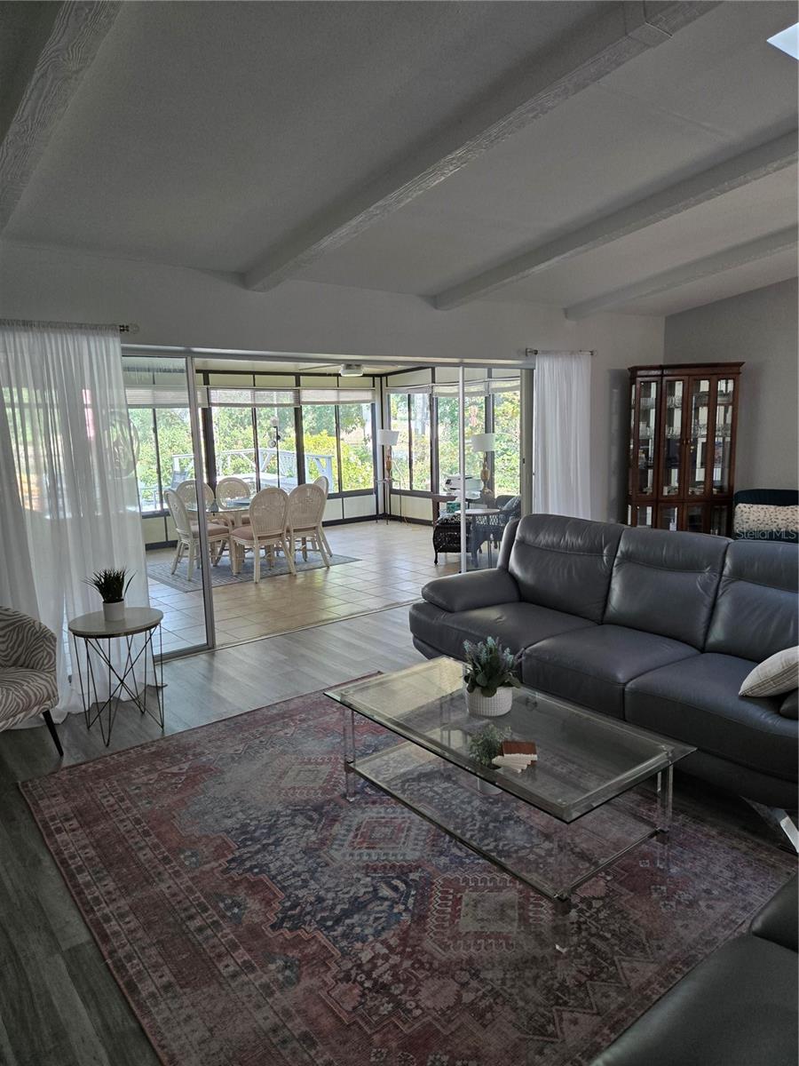 3235 Buckhorn Drive, FL