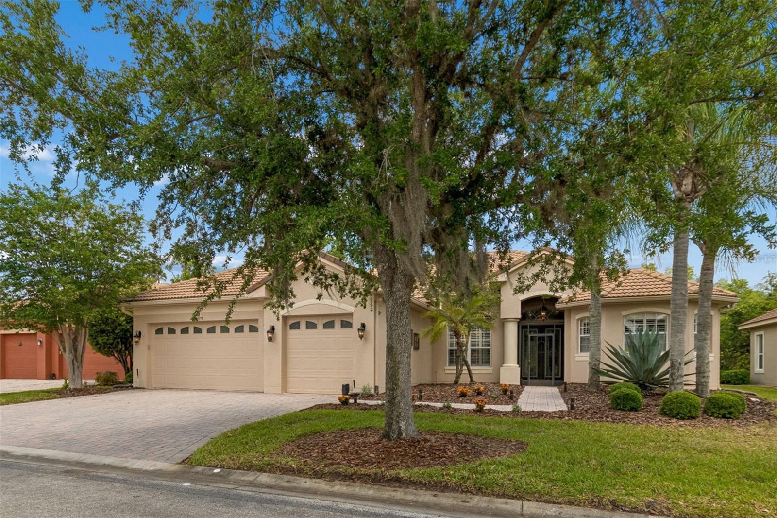 1179 Cambria Bend, FL